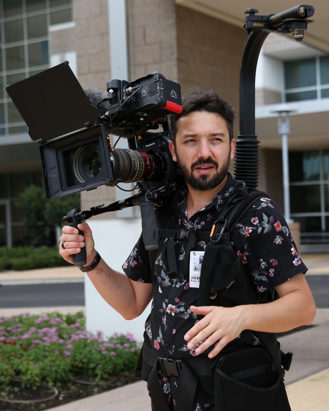 Umit Gulsen, Director of Photography, with a shoulder-mounted Panasonic Varicam, Angenieux zoom and Easyrig on location